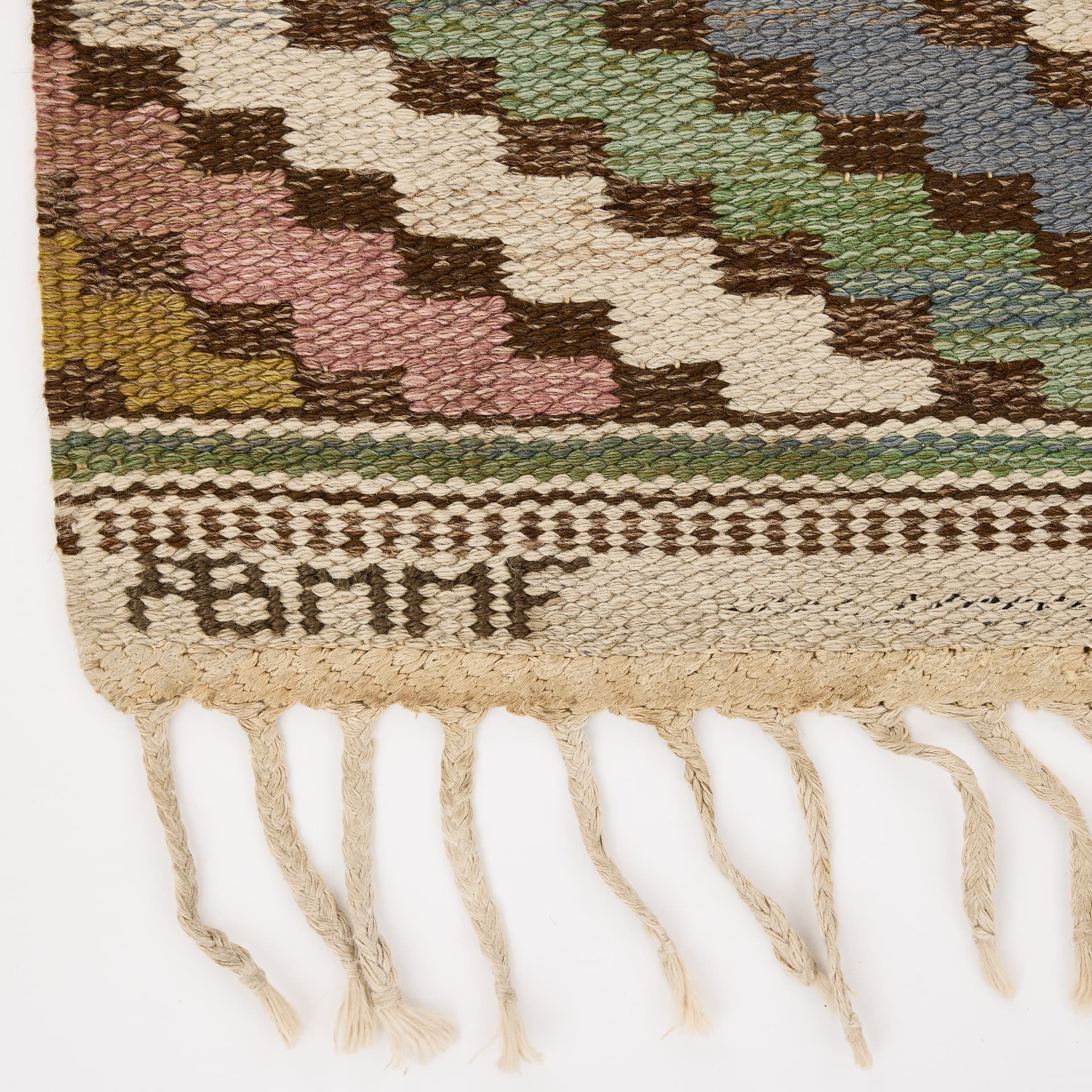 180. MÄRTA MÅÅS-FJETTERSTRÖM. "Vit botten", a carpet, AB Märta Måås-Fjetterström, flat weave, designed before 1919. - image 5