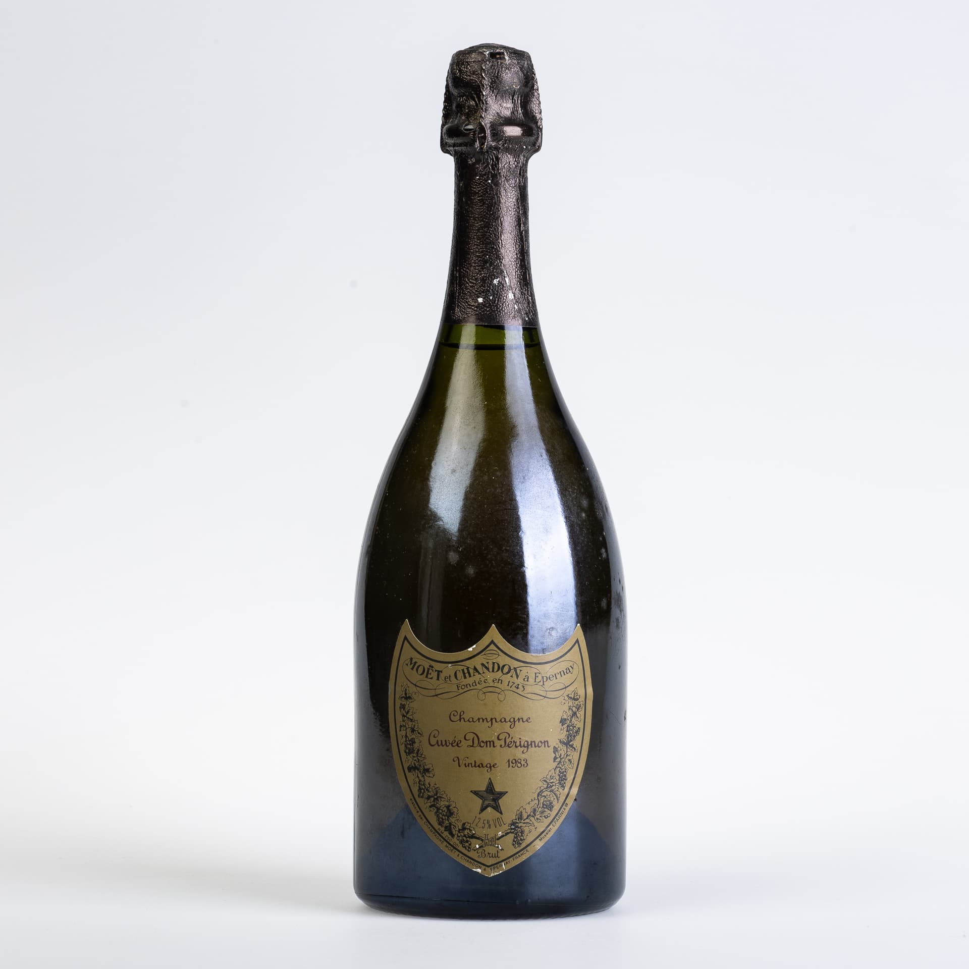 CUVÉE DOM PÉRIGNON 1983 VINTAGE CHAMPAGNE.