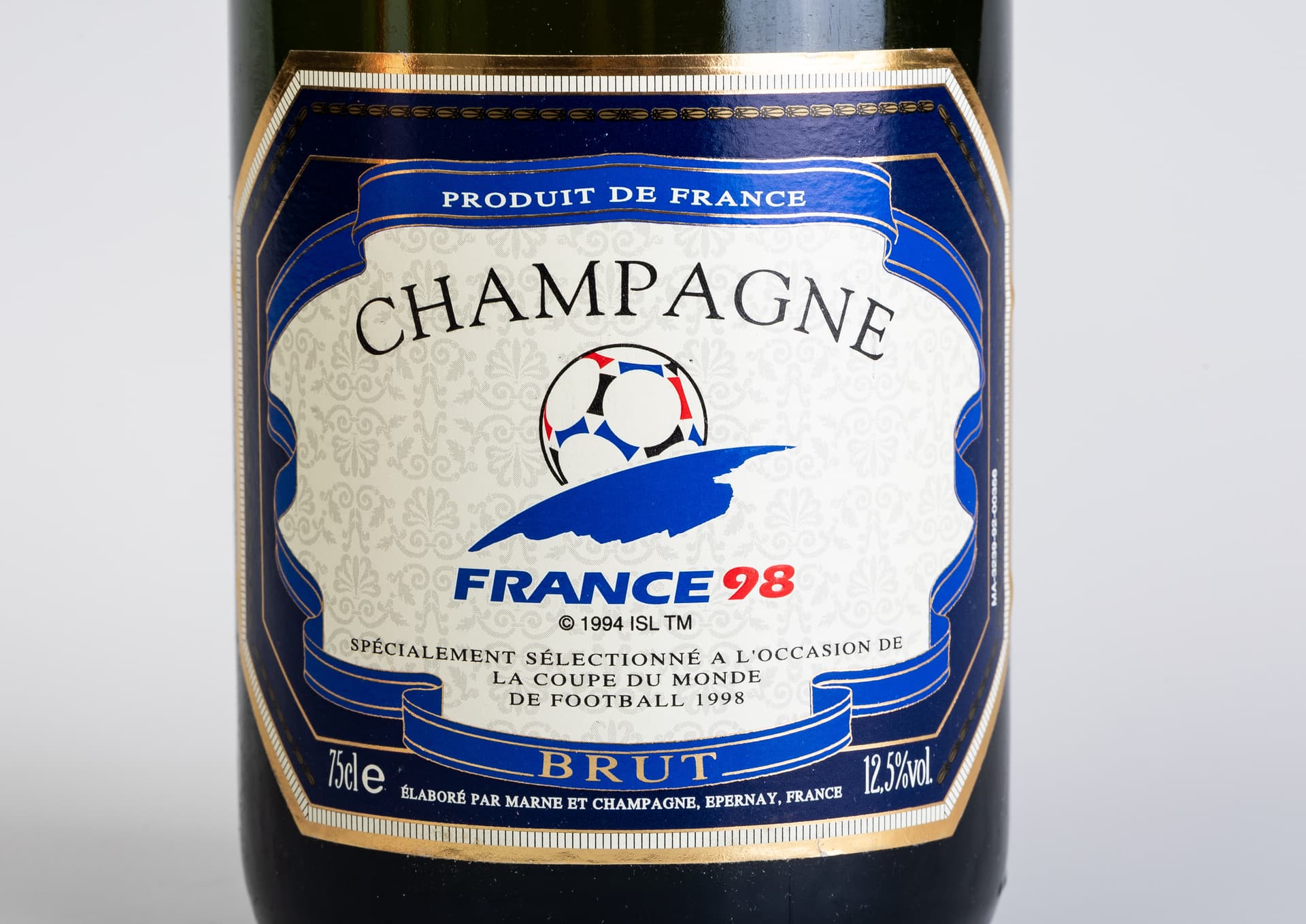 COMMEMORATIVE FRANCE 98 BRUT CHAMPAGNE. - image 3