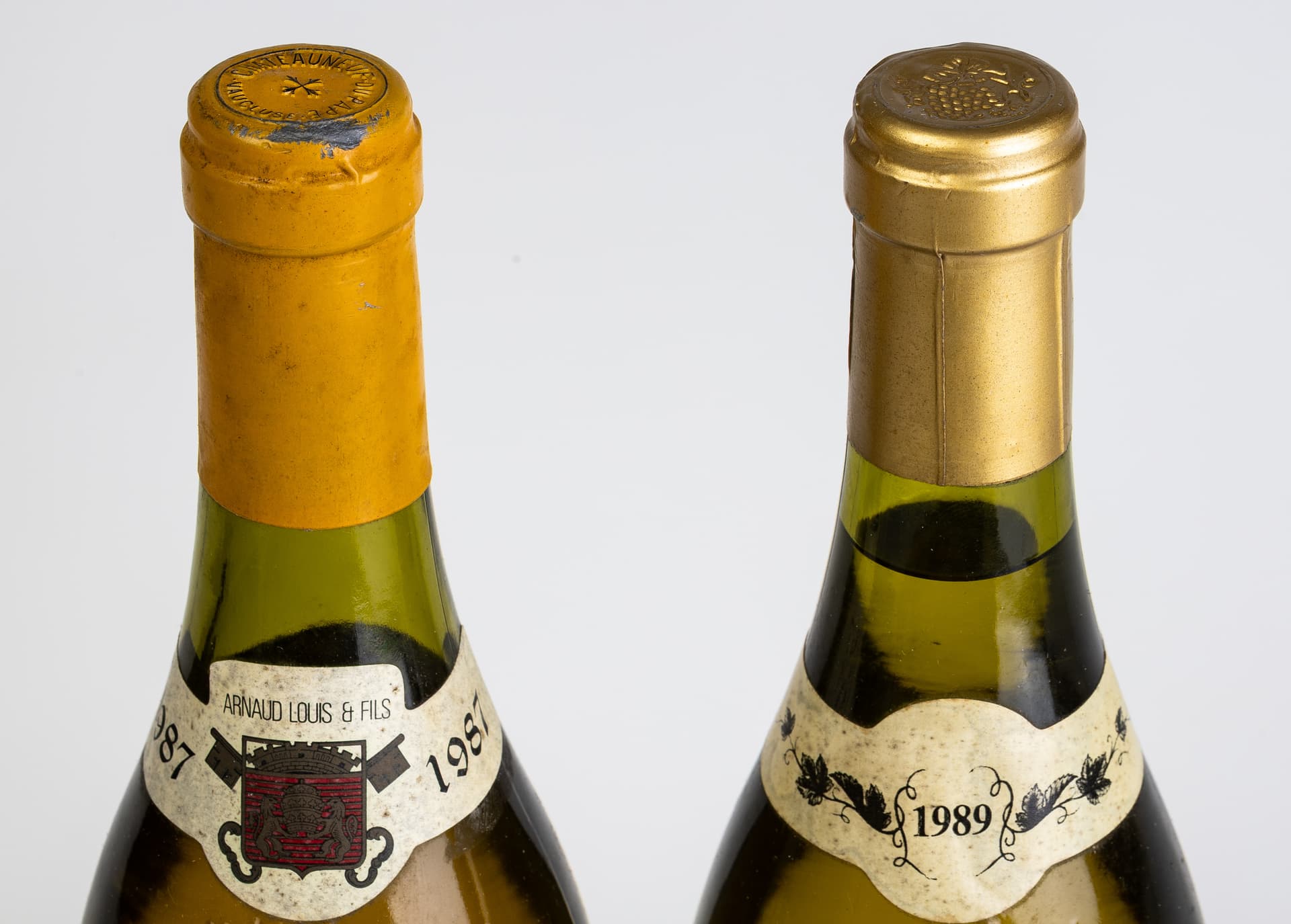 PAIR OF CHÂTEAUNEUF-DU-PAPE VINTAGE WHITE WINES. - image 3