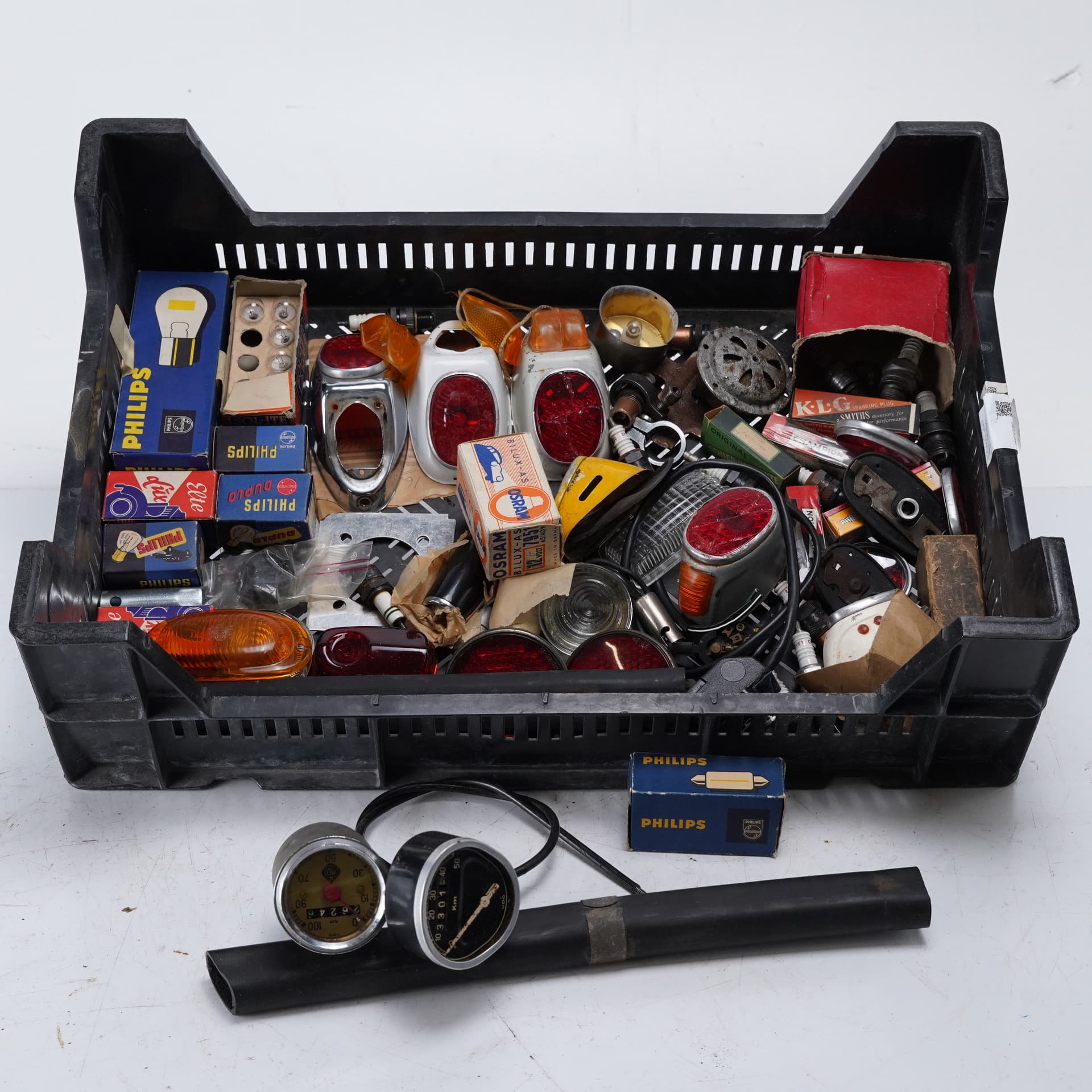 MCB, CHAMPION, BDO ET AL., lot of parts, 1950s/60s.