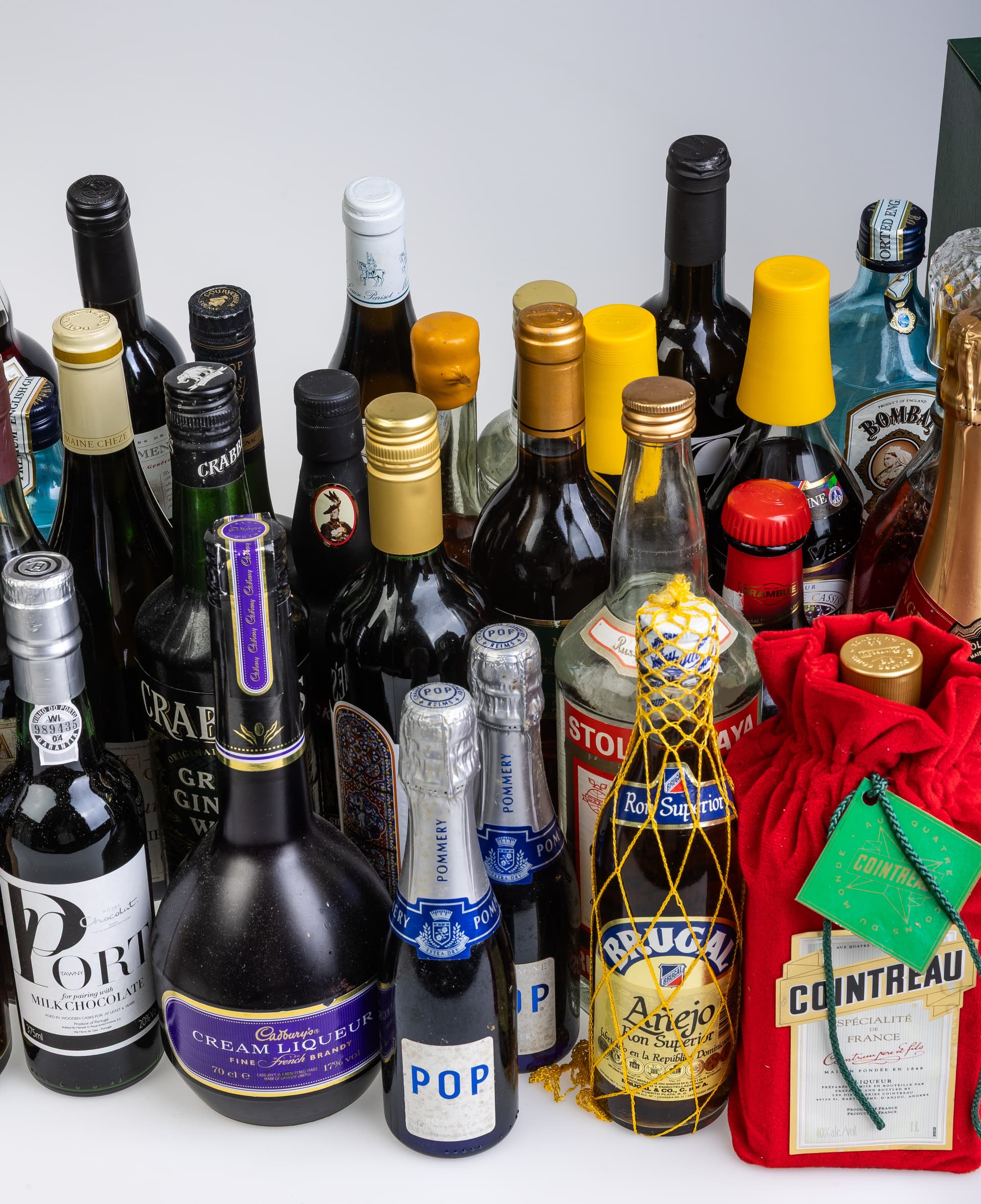 LARGE MIXED ALCOHOL COLLECTION. - image 5