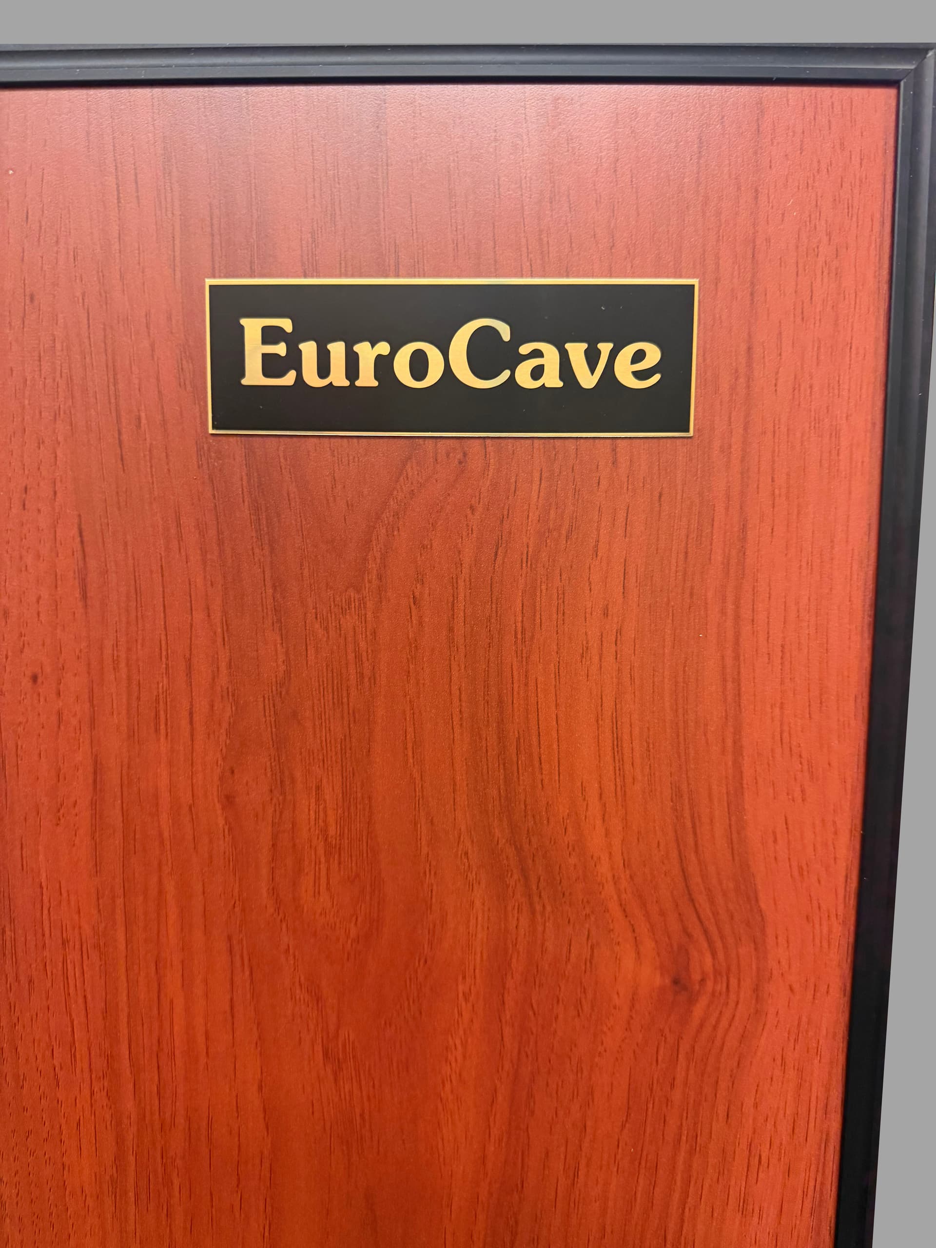 EUROCAVE COMFORT WINE CELLAR. - image 3