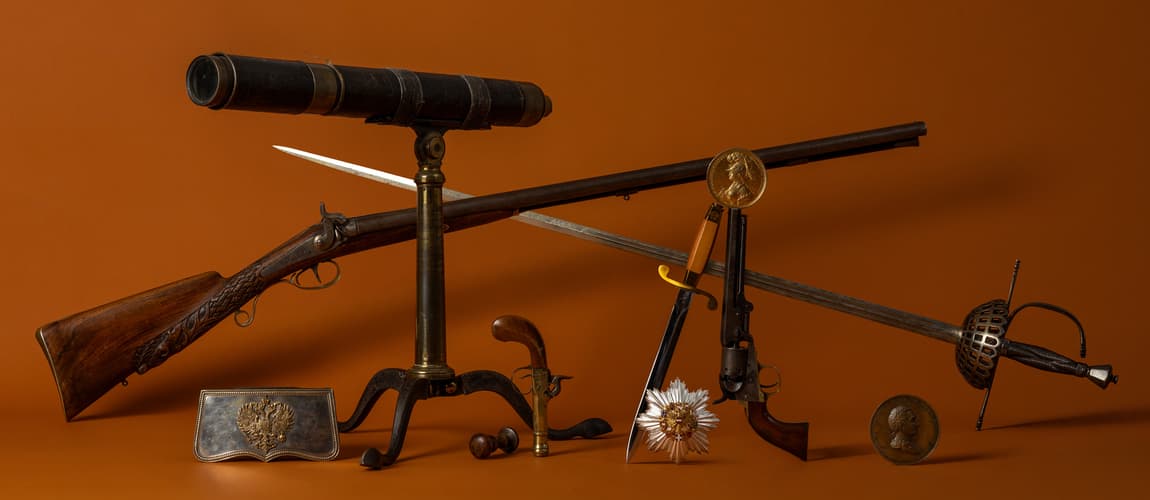 Coins, Medals & Militaria