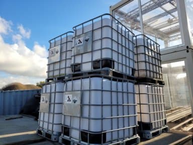 9 x 1000L IBC Containers