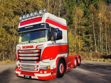 Scania R560 V8 Tractor Unit