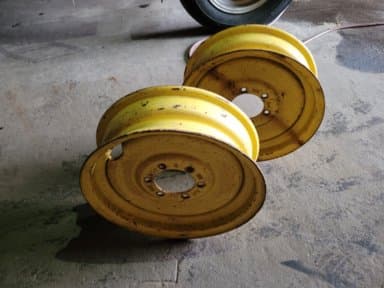 2 Rims for John Deere 2030