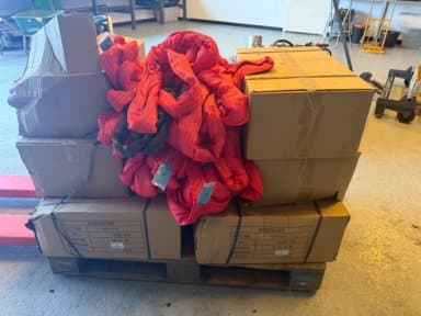 Lot of lifting straps – 15 tons – 5 meters