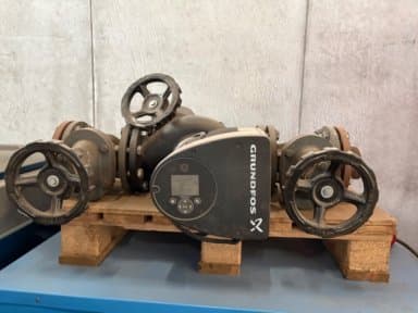 Grundfos Magna 3 80-120 F 360 Circulator Pump with Valves