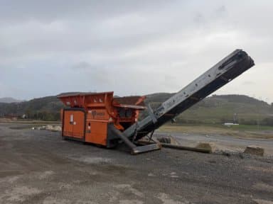 ARJES VZ 750 D – Mobile crusher – Volvo Penta – 2 399 hours – Extra crush rollers