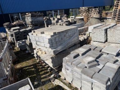 Div legings stone 25 square support wall 3 square
