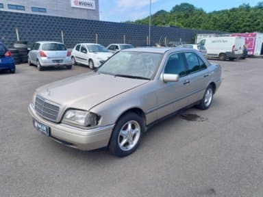 Mercedes Benz  C180  Elegance.