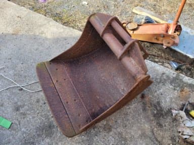 Scoop digging bucket S40