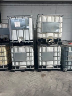 Plastic Tanks 4 pcs