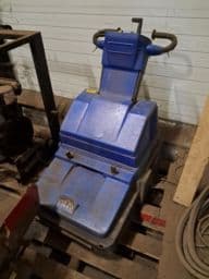 Sweeping machine -Nilfisk Alto KC 500 ET