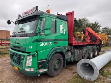 Volvo FM 12 8x4 wire hoist and with PK 26002EH crane