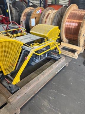 Railway Equipment Robel 26.01 Rail Stressing Machine