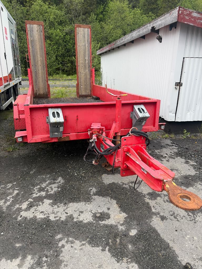 Blomenrøhr Machine Trailer