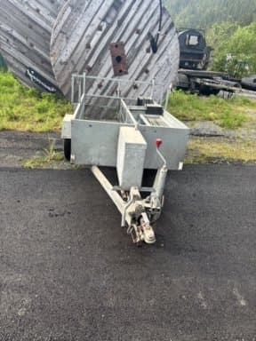 Scientific KOO Sign Trailer