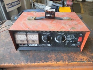 Battery Charger ChargeMaster 20A 6-24V