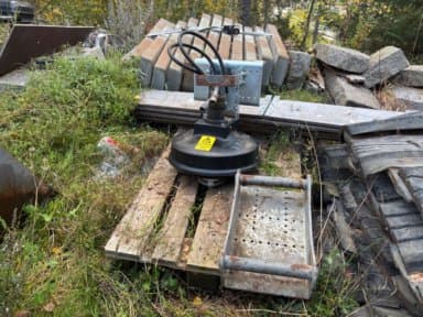 Dala Surface Mill 420 for excavators.