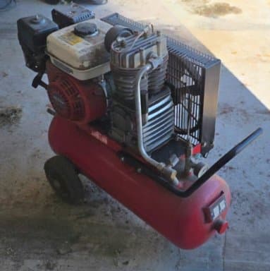 Heavy-duty mobile air compressor – Honda GX160 5.5 HK / 11 bar