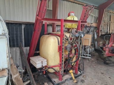 HARDI LX 1000 lift suspension field sprayer