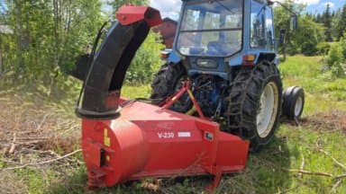 SISU V-230 Rear-Mounted Snow Blower
