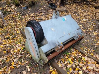 Spreader Fjärås 700/1500 – Self-loading