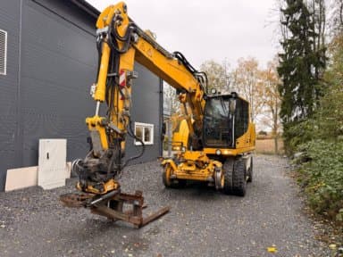 Liebherr A924 Rail wheel excavator, 2018 model