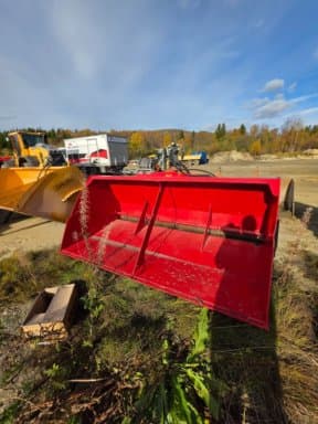 Tokvam 1600L Snow Spreader