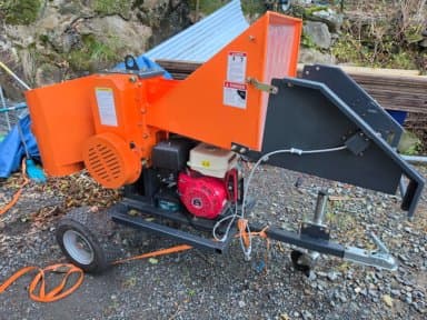 Extrusion TRP110 with self-propelled petrol engine