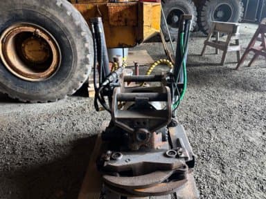 Tiltrotator Steelwrist X18