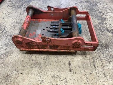 OilQuick S80 quick attach system for excavators