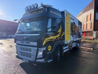 Volvo FM330 Asphalt Service Truck