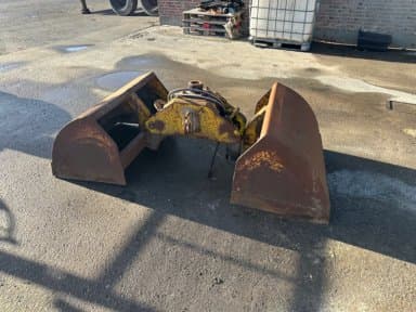 Grapple bucket for crane