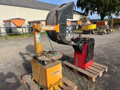 Covering machines SCHENCK and FACOM
