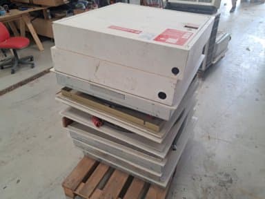 1 Pallet with Fire Cabinets