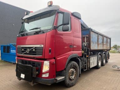 Truck VOLVO FH 500 with tips, swap bodies, wirhejs and HMF crane.