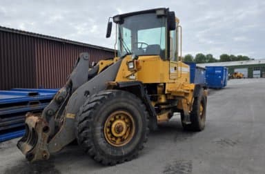 Loader Volvo L90 C