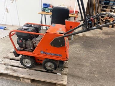 Peat cutter Husqvarna SC18 Commercial