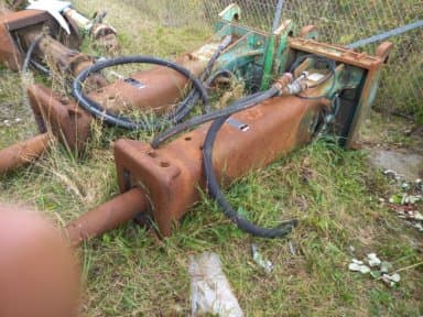 Montabert Int.9 Hydraulic Hammer