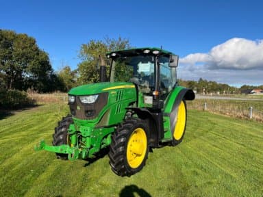 John Deere 6115R 4x4 Tractor