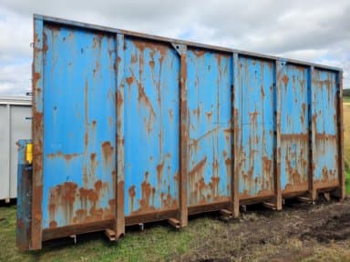 Load exchange bodies 6 meters approx. 38 cubic containers