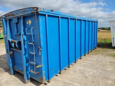 Load exchanger flap CMT 30 cubics with opening lid