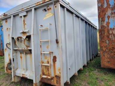 Load exchanger flap CMT 30 cubics with opening lid