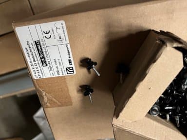 Equipment and accessories Drill screws 4.8 X 23 black