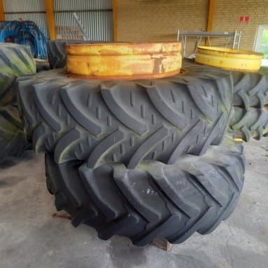 Tractor Twilling wheels 20.8 R 38