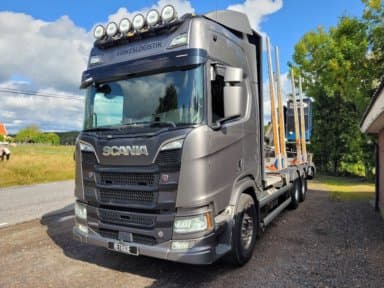 Timber car with crane SCANIA R650B6X4NB -2020