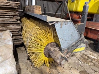 CN Maskinfabrik hydraulisk drejbar kost.